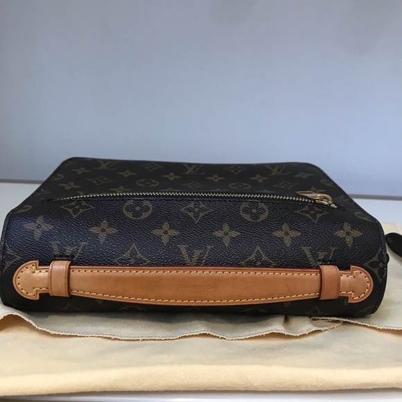 Authentic Louis Vuitton Metis - Picture 2 of 8